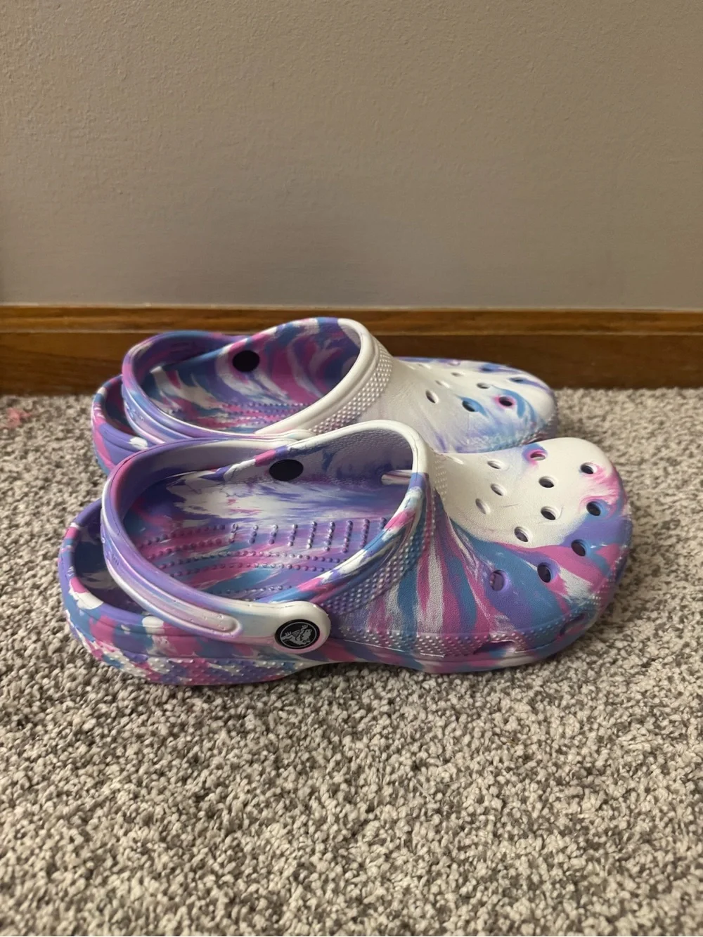 Girls Tie-Dye CROCS Clogs Size 6 Youth